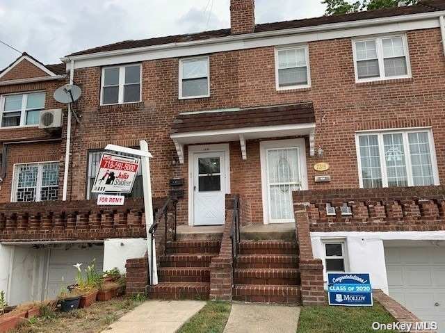 73-13 Utopia Parkway, Second floor Queens Home Listings - Julia Shildkret Real Estate Group, LLC Fresh Meadows NE Queens NY Real Estate